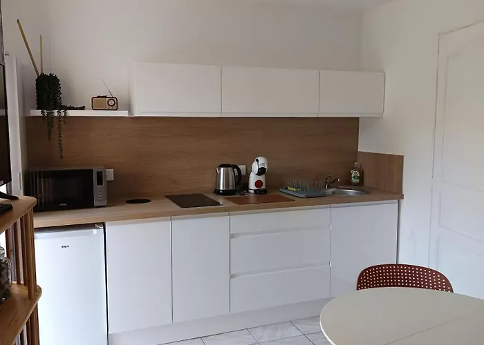 6 Equipe Proche Aeroport Naval Groupe Apartamento Bouguenais